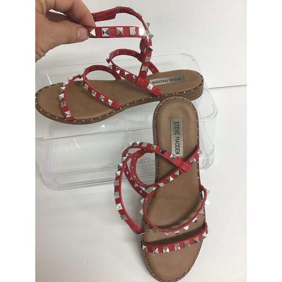 Steve Madden Red Sandals with Metal‎ Accent Women Size 8 - Picture 2 of 5